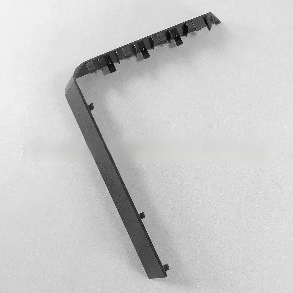 Hard drive baffle cover replacement part for 3.5-inch drive bays in black or white plastic