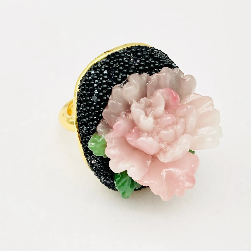 Adjustable peony flower ring for women, alloy with diamond setting, elegant style