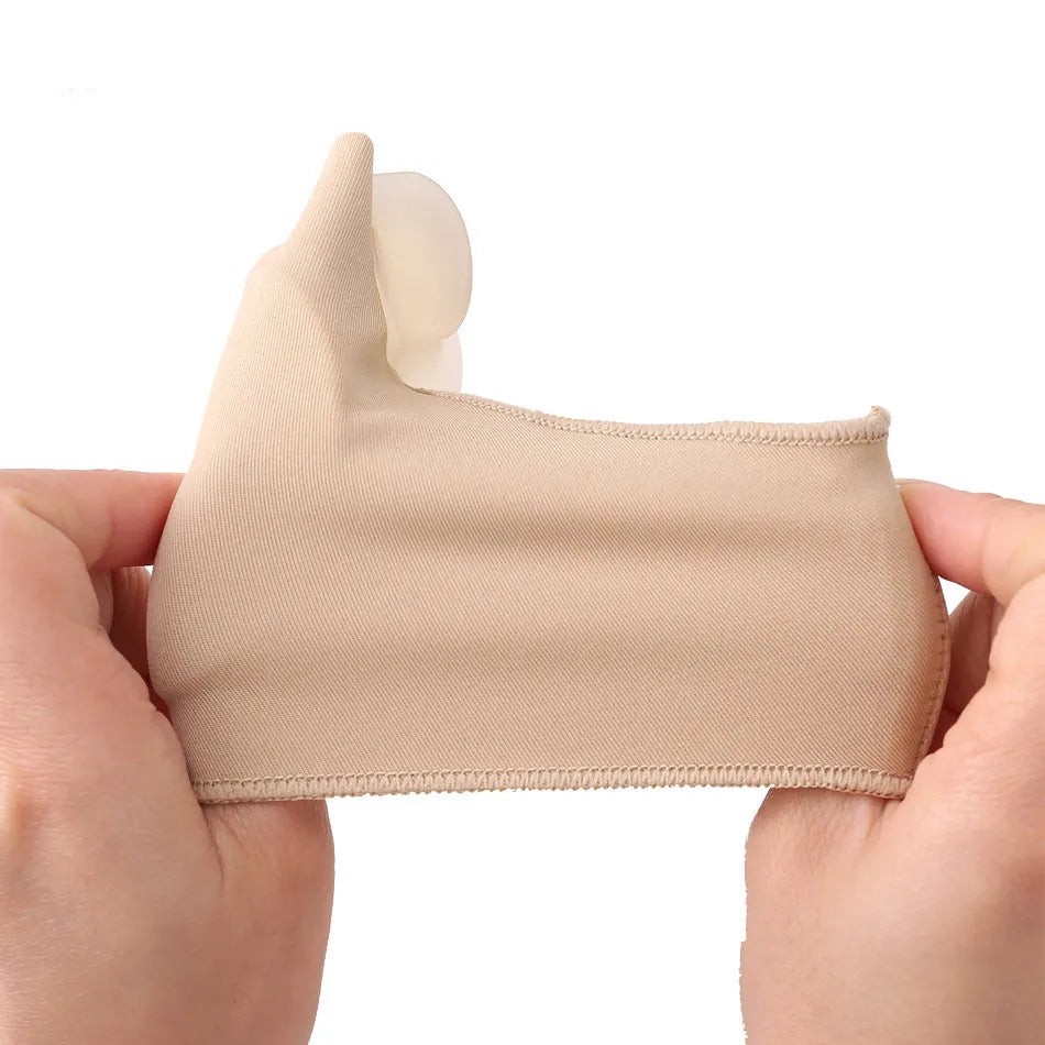 Corrective bunion sock with silicone gel toe separator shown in sizes S, M, and L on a foot diagram.