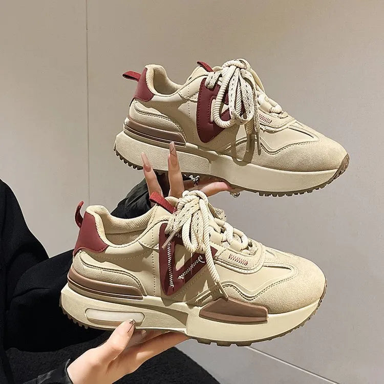 Women's black retro platform sports shoes with artificial PU upper and rubber sole