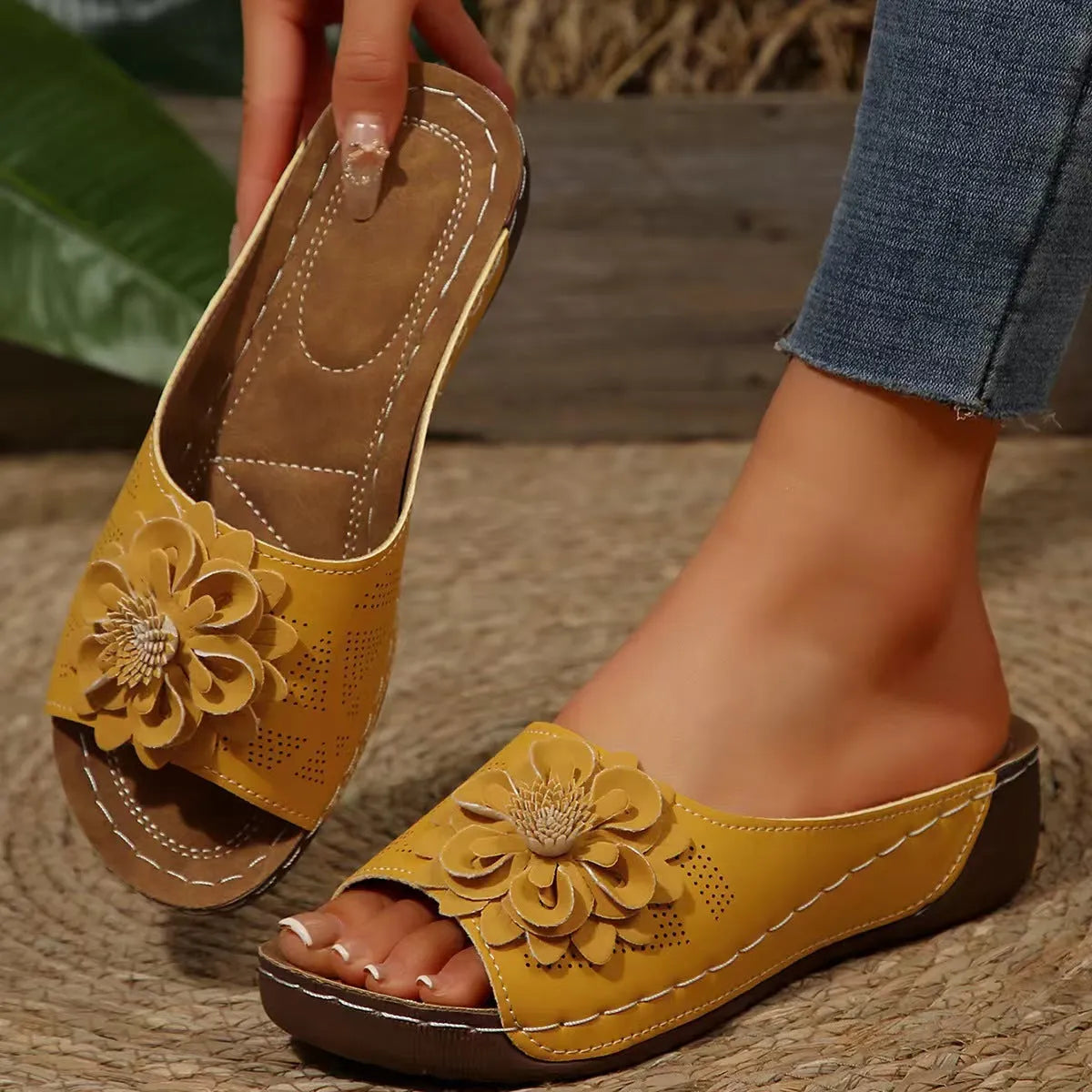 Women's fish mouth peep-toe slippers with PVC upper and thick rubber sole in multiple colour options