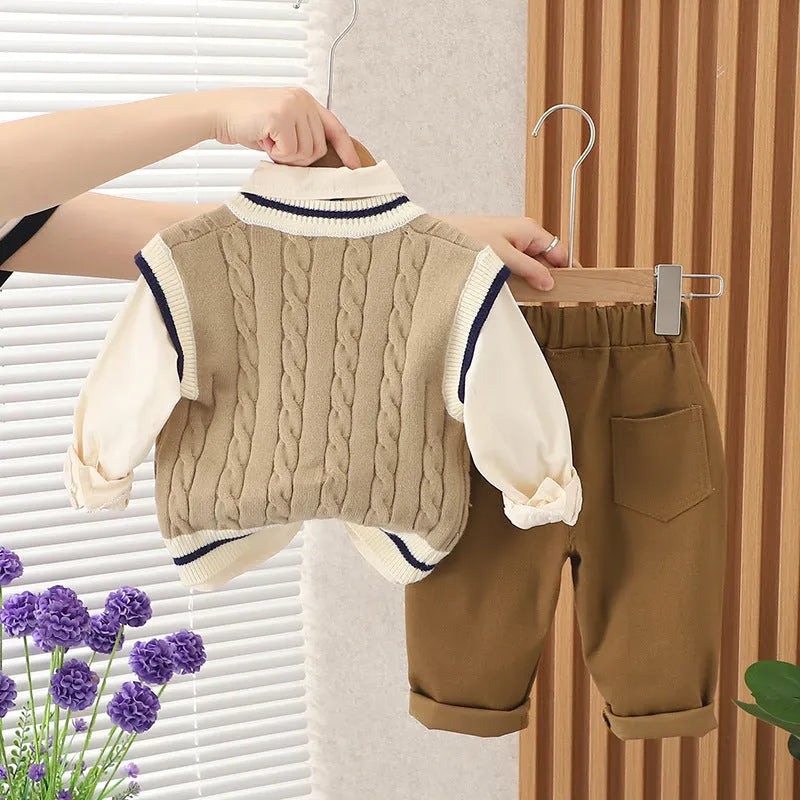 Boys autumn cotton three-piece suit set in beige with letter pattern vest top and trousers
