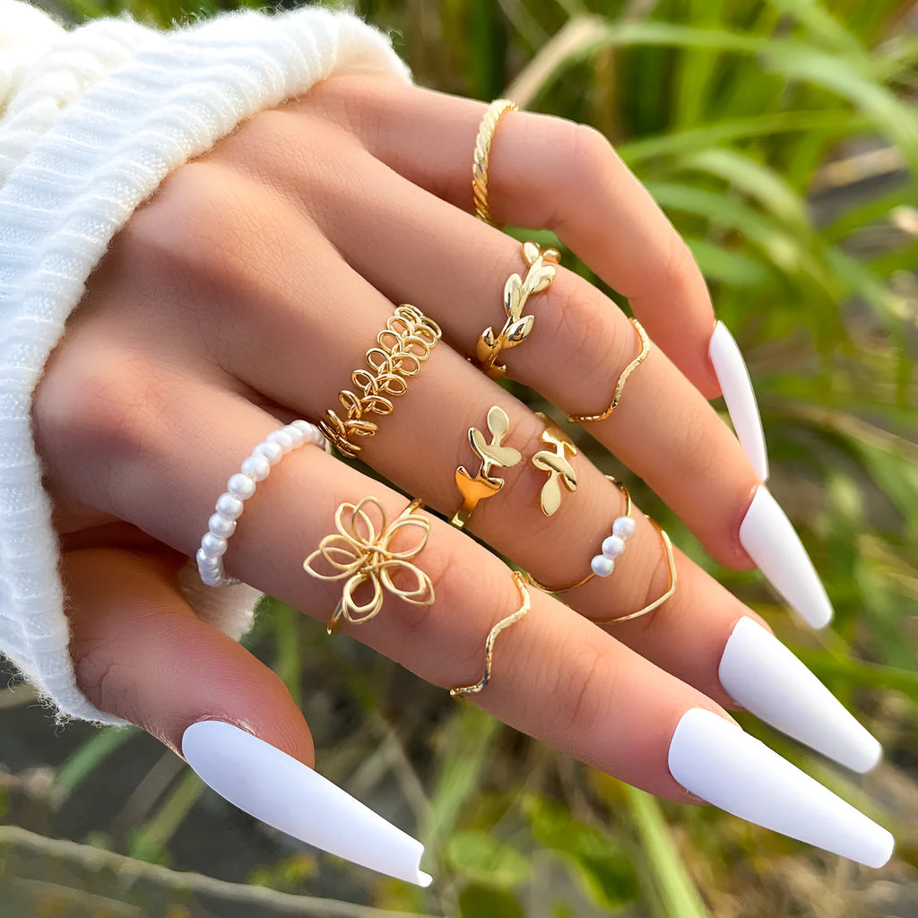 Openwork floral design ring set in gold J0656 colour with glossy electroplated finish