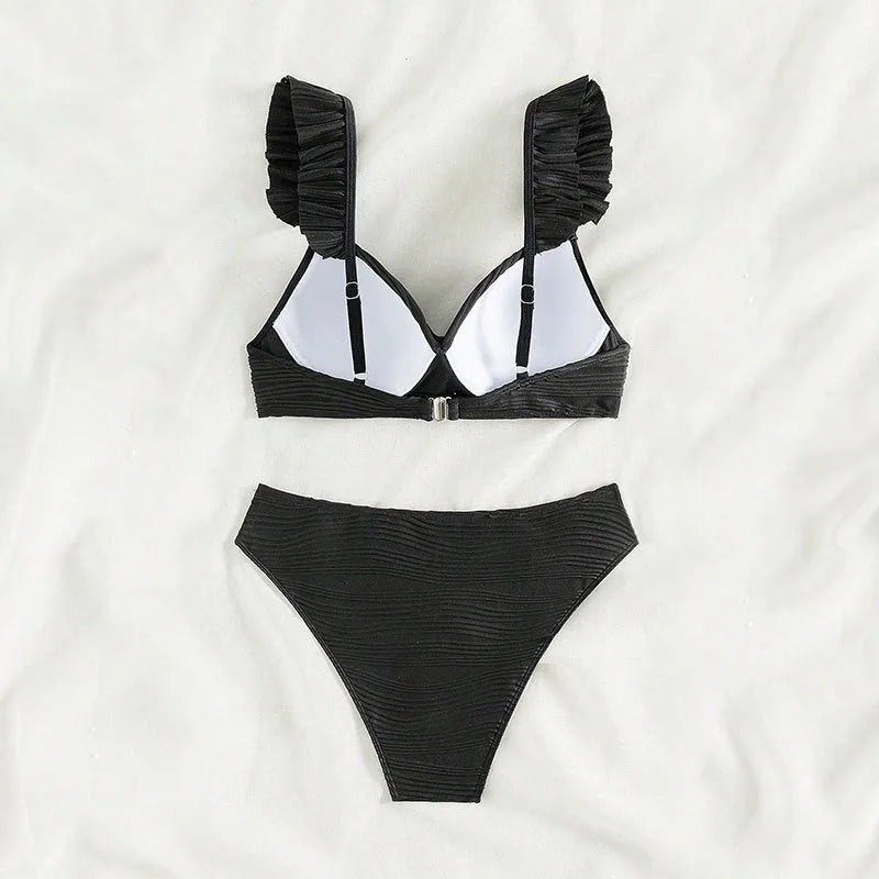 Solid colour women's bikini swimsuit set in black or khaki polyester fabric