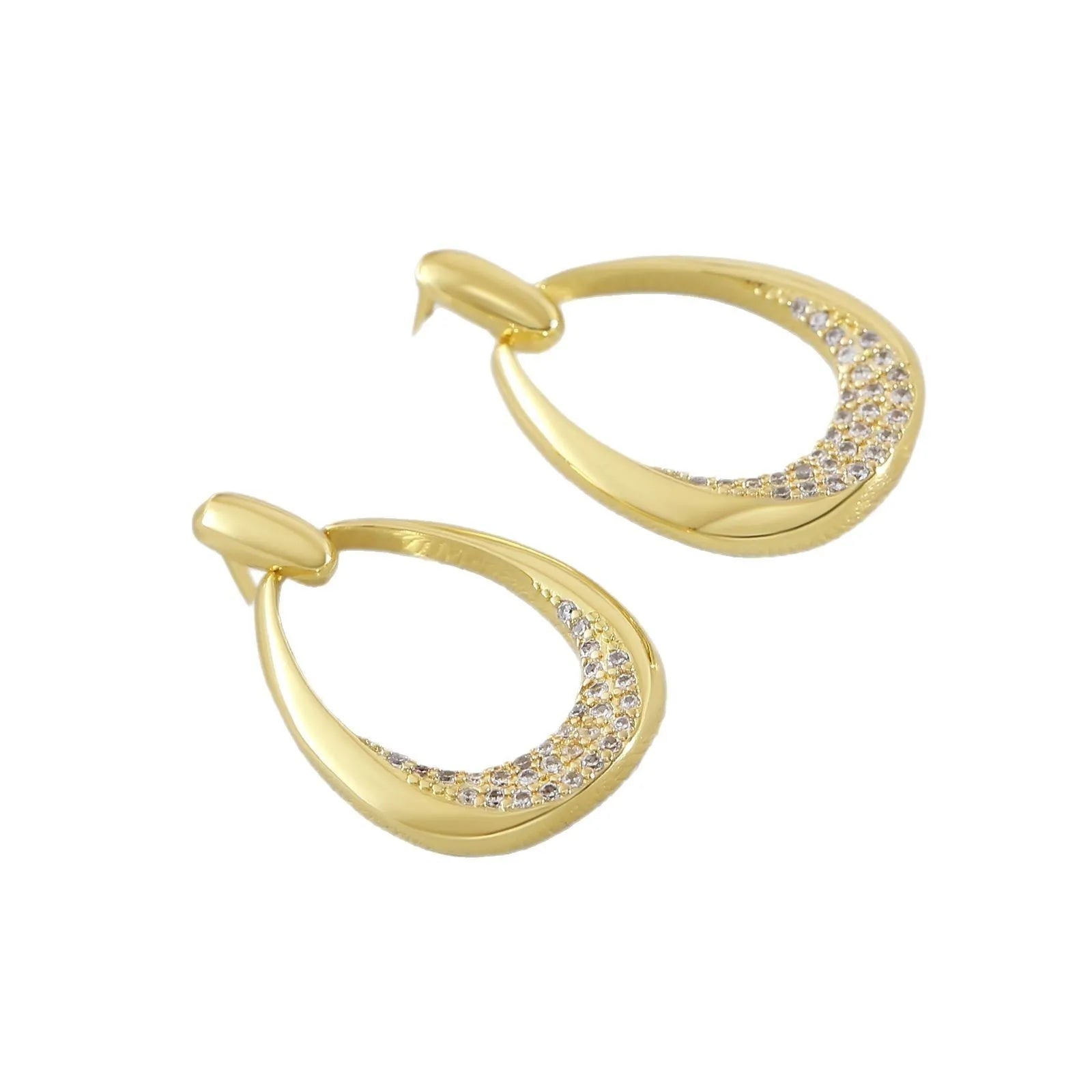 Yellow gold geometric drop earrings with zircon accents, measuring 2.6cm long by 1.7cm wide