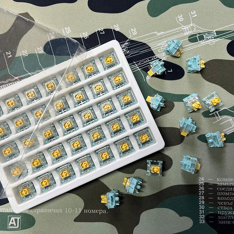 36 Sea Salt Lemon coloured mechanical keyboard switches for hot-swap keyboards.