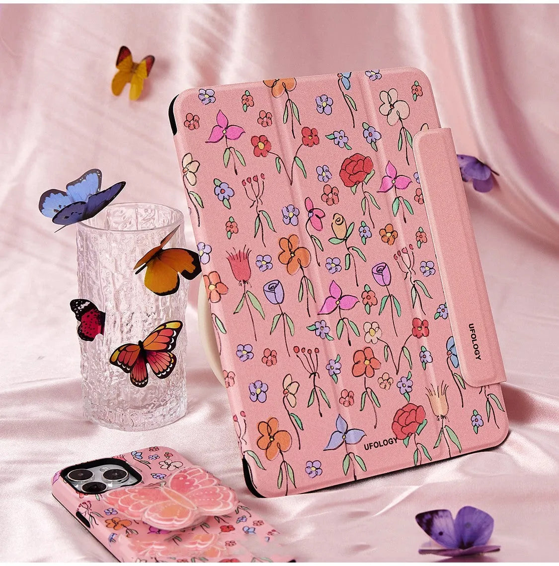Black polyurethane flat shell sleeve for iPad Air with magnetic double-sided clip closure.