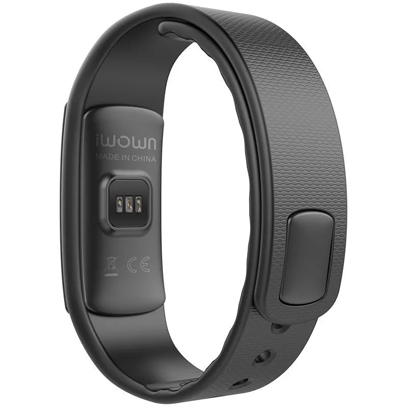 I6 smart sports bracelet with 0.96-inch screen showing fitness metrics on display