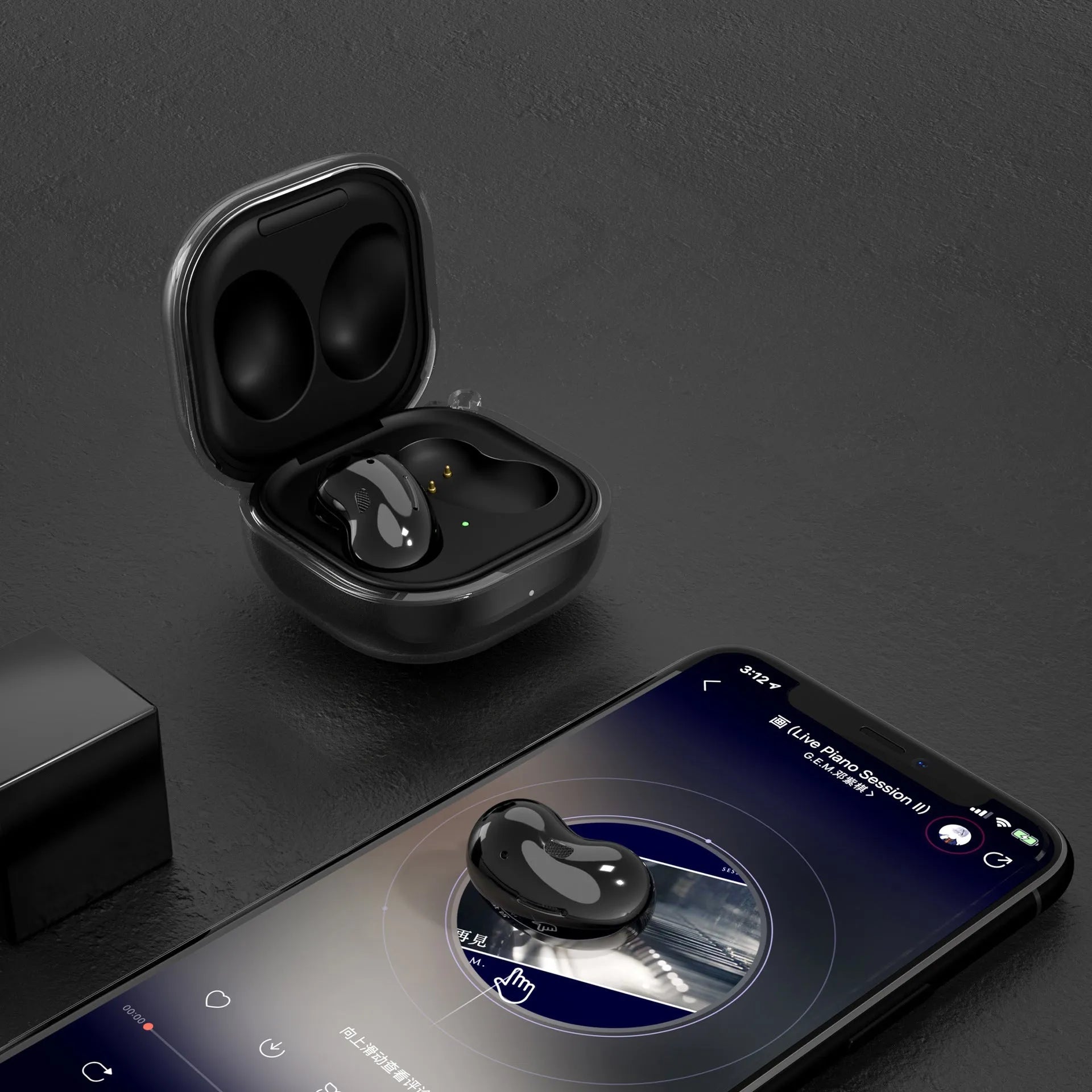 Transparent plastic clamshell earbuds case cover with see-through design for ear housing