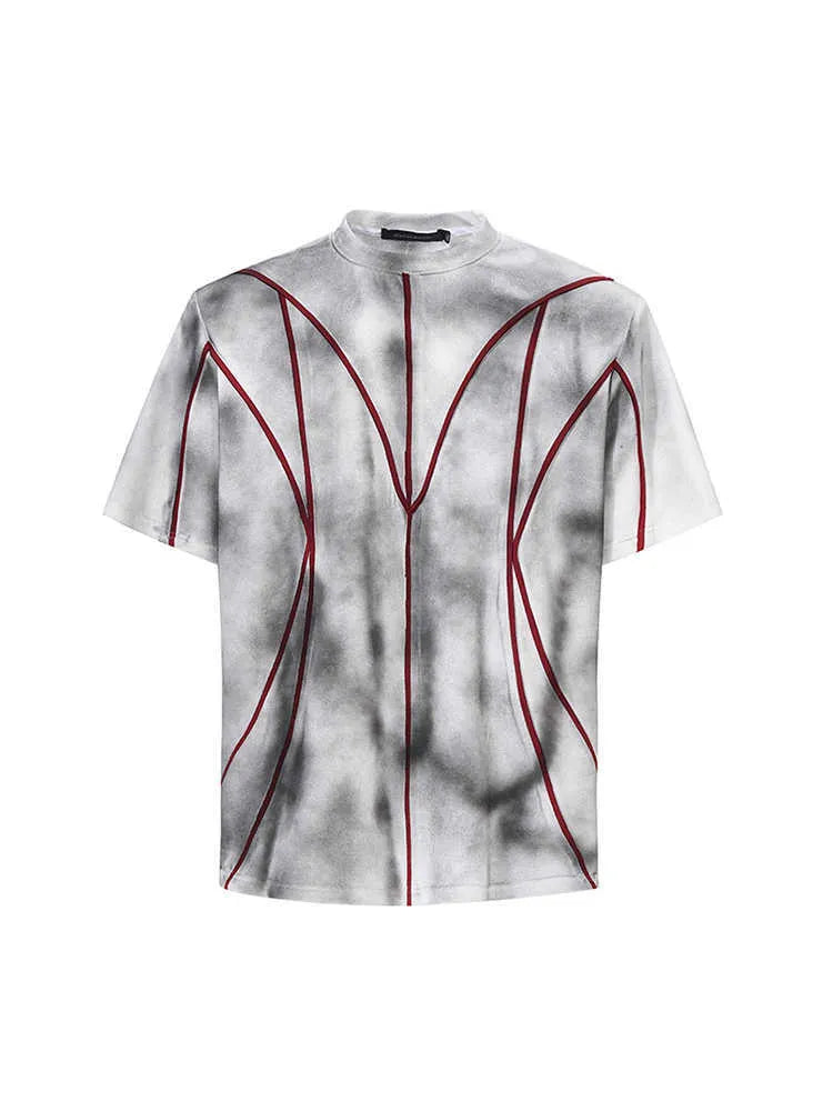 Padded shoulder short sleeve T-shirt with textured line patchwork detailing on round neck