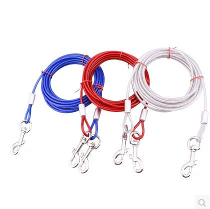 Hand holding rope iron chain double-headed dog leash for two dogs, steel wire, blue colour, 5mm size