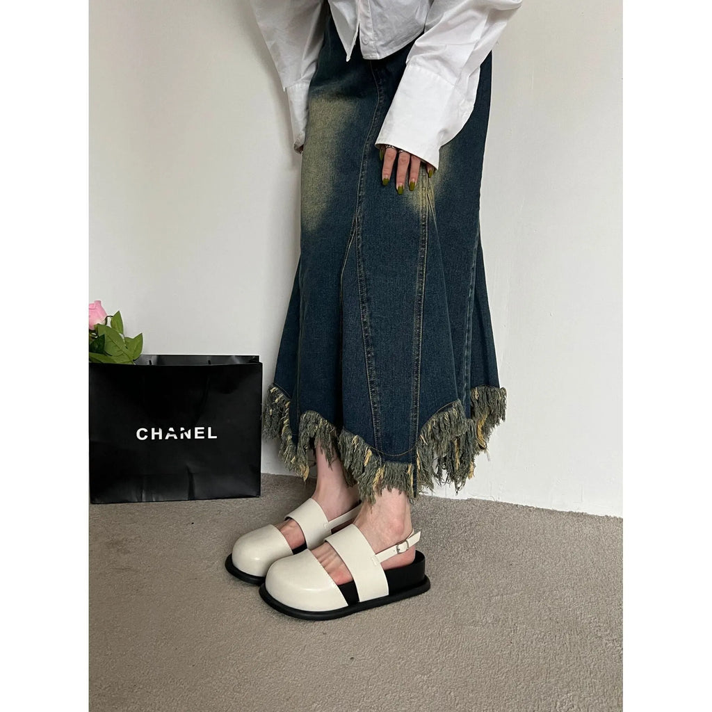 Korean retro sandals with closed toe design and adjustable ankle strap buckle
