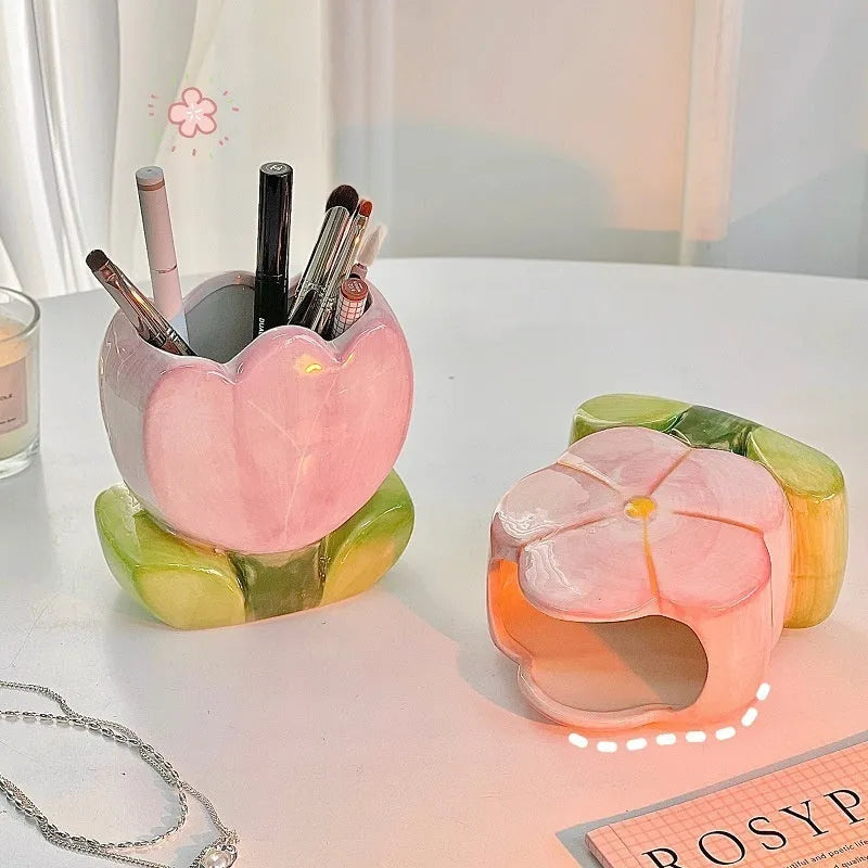 Ceramic flower pen holder storage box with floral pattern, dimensions 11.8x5.8x10 cm