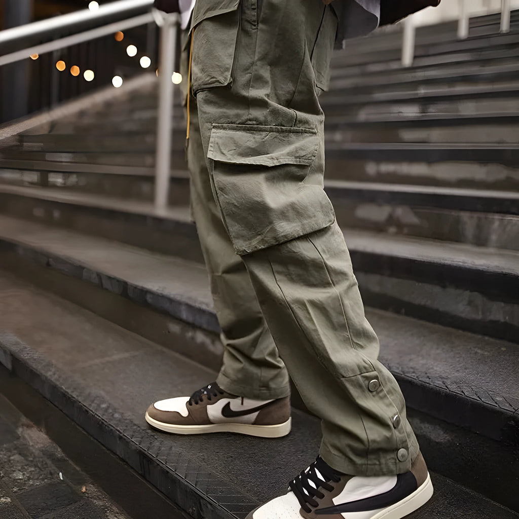 Men's loose fit sports and leisure overalls with buttoned front in army green colour
