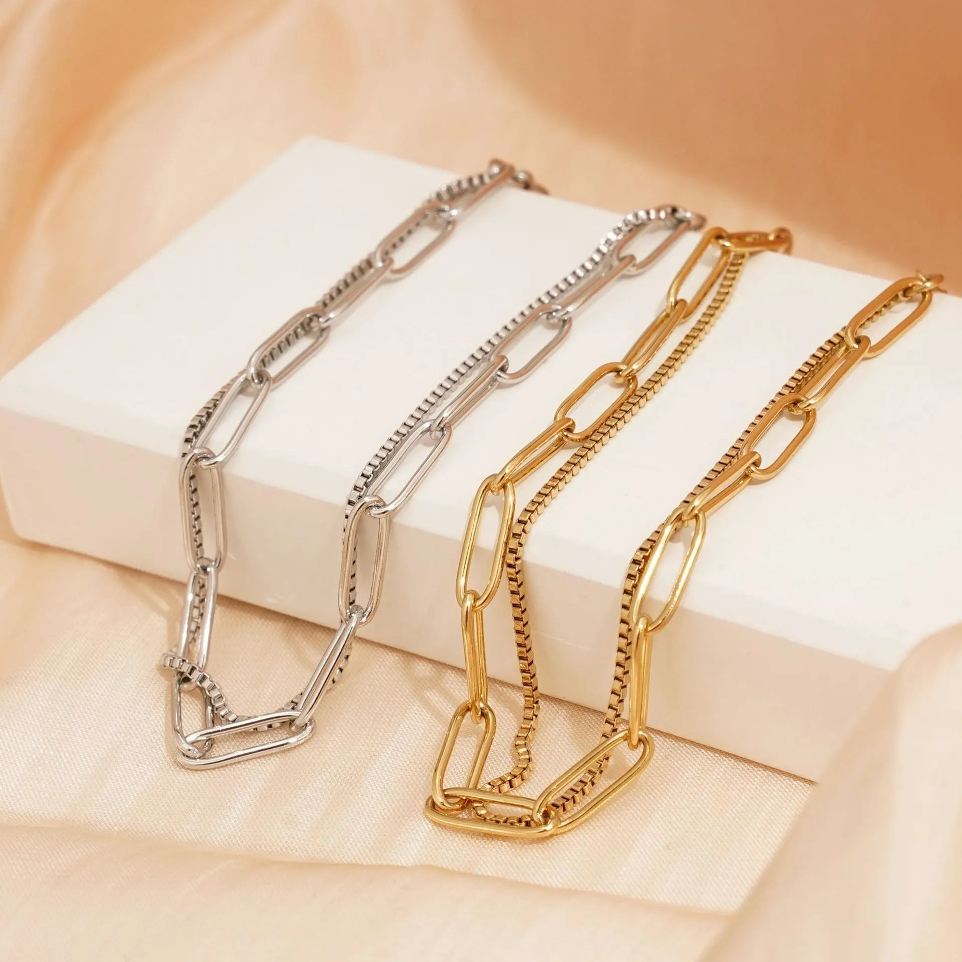 Women's double layer geometric bracelet in gold or silver with stainless steel construction