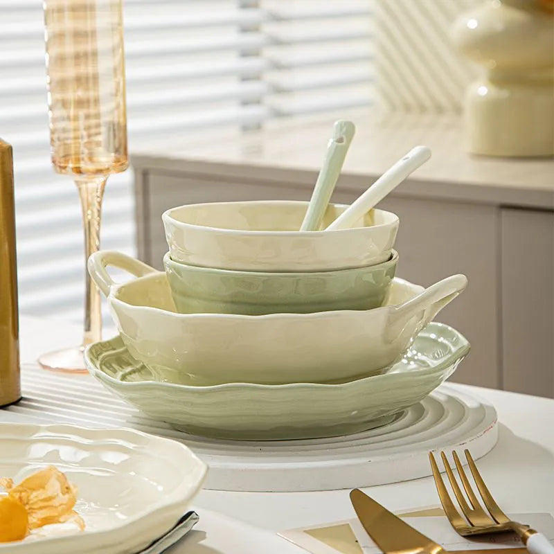 Seven-piece solid colour ceramic tableware set in a gift box, modern simple design.