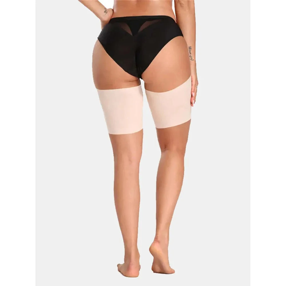 Women's anti-friction silicone thigh strap in black nylon for running and fitness equipment use