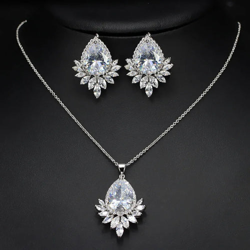 AAA jewellery chain necklace, earrings and bracelet set in blue, red or white for formal events
