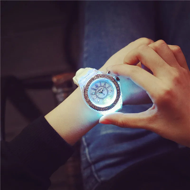 LED luminous women's quartz watch with silicone strap and 43mm alloy case