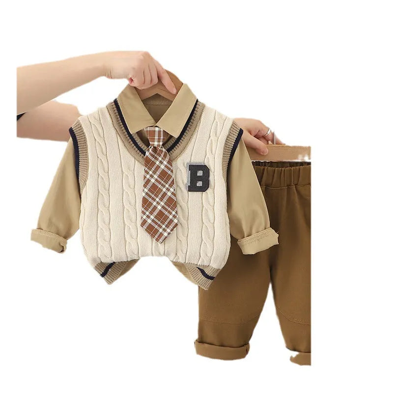Boys autumn cotton three-piece suit set in beige with letter pattern vest top and trousers