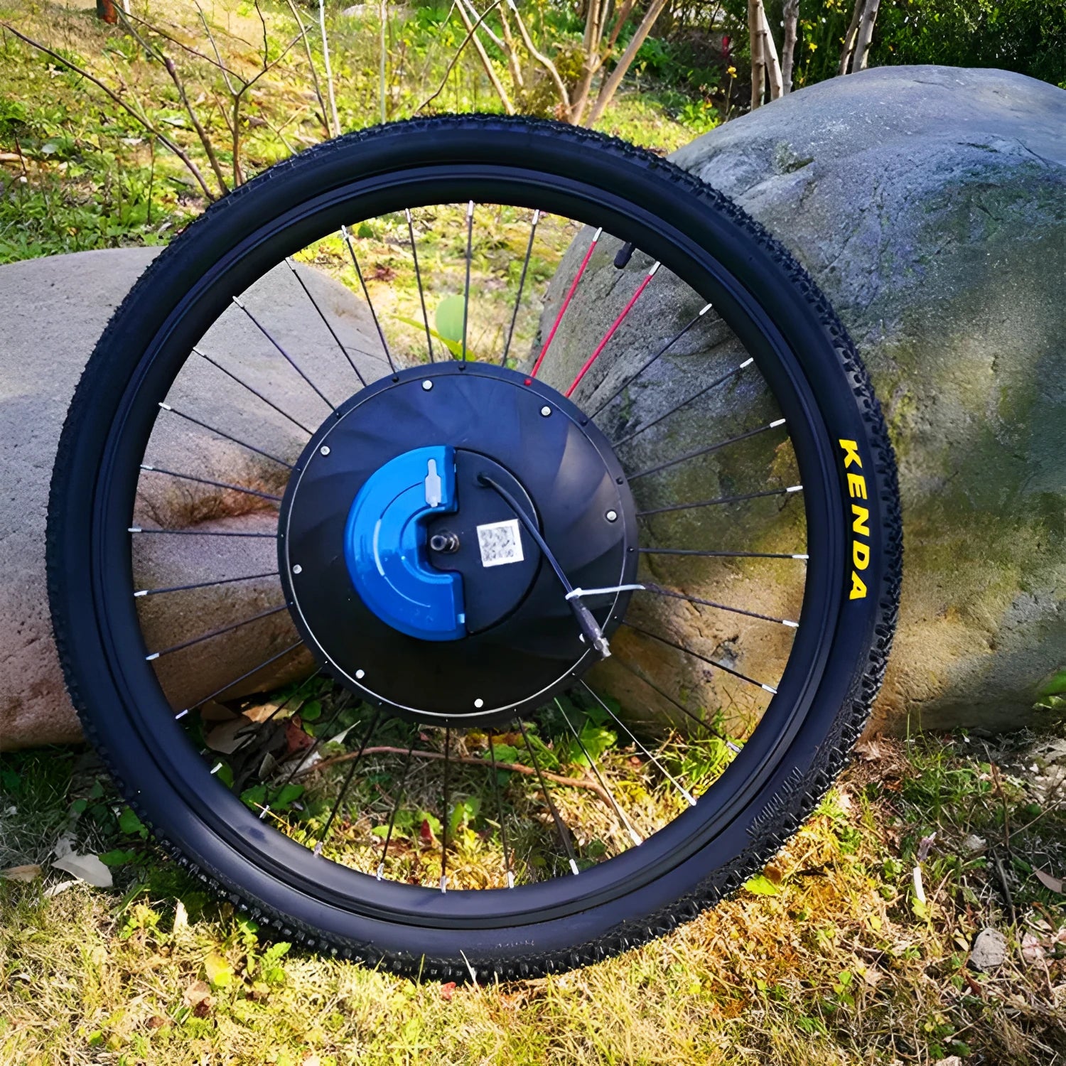 Micro-power bicycle conversion kit for 26-inch wheels with lithium battery and charger