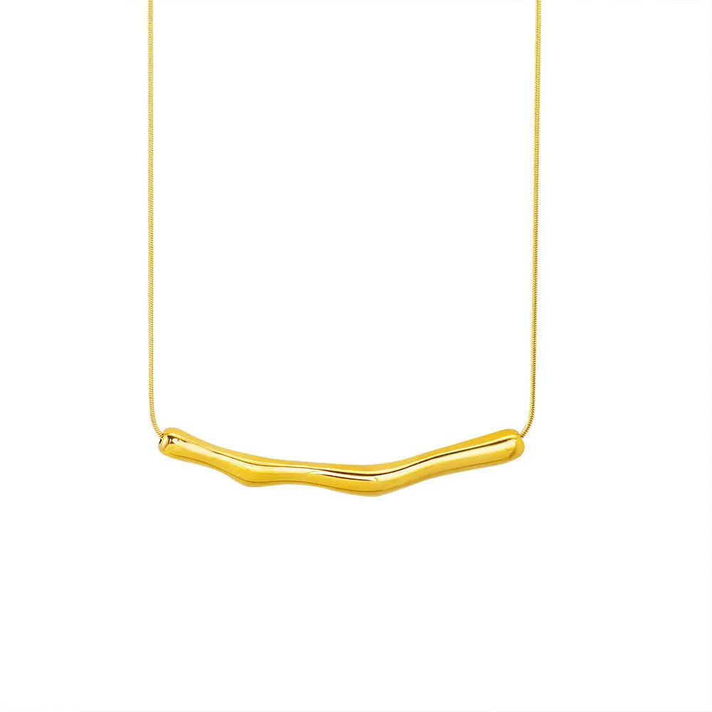 Women's titanium steel necklace with irregular pleated collar design in gold or steel electroplated finish