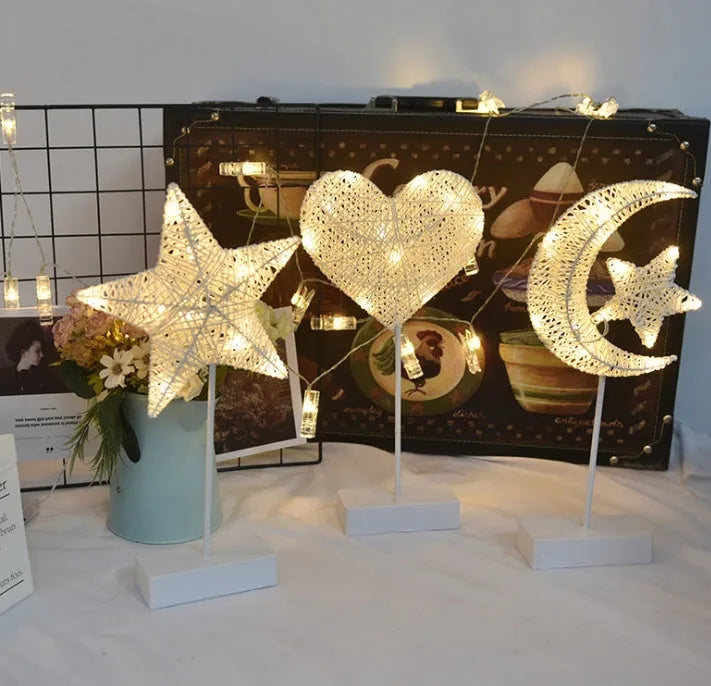 Rattan constructed LED decorative light in star shape with battery operation for room lighting