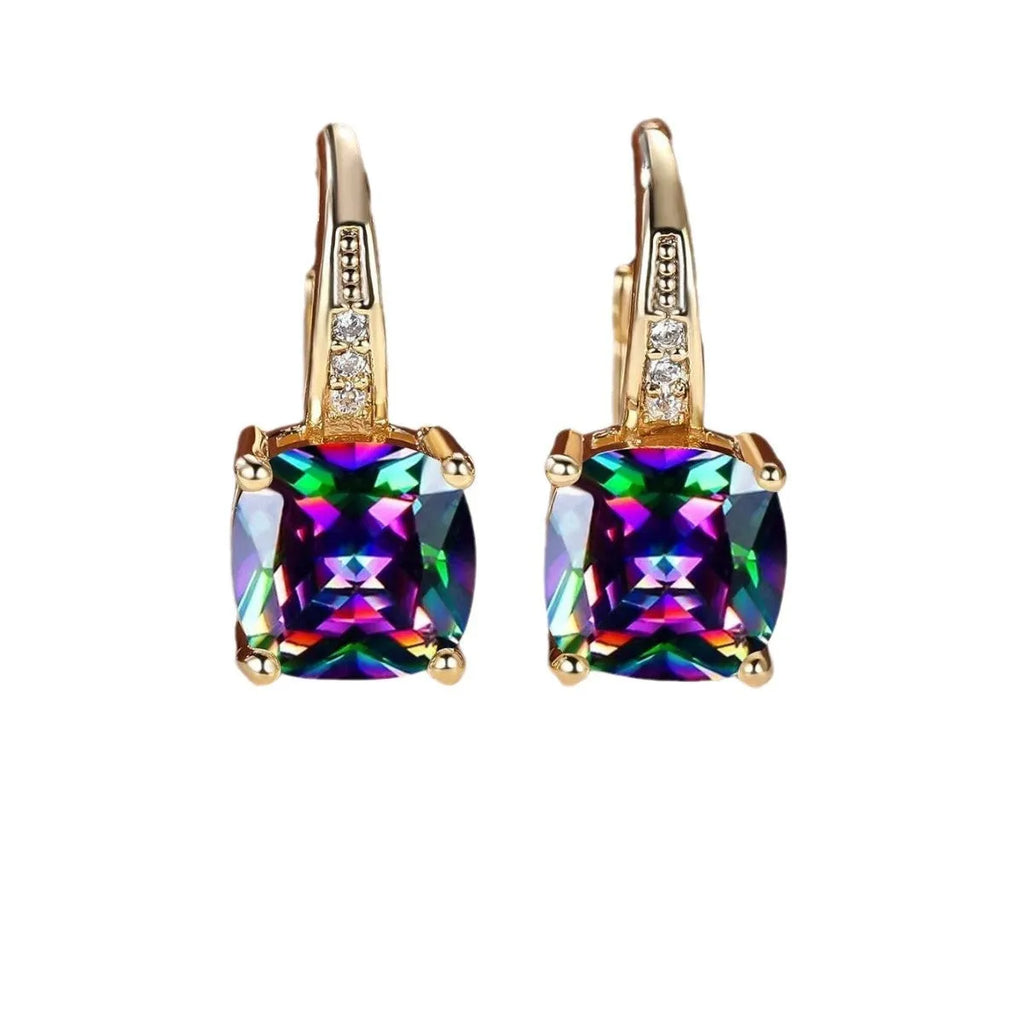 Geometric quadrilateral copper ear clips with moissanite stone inlay and electroplated gold finish