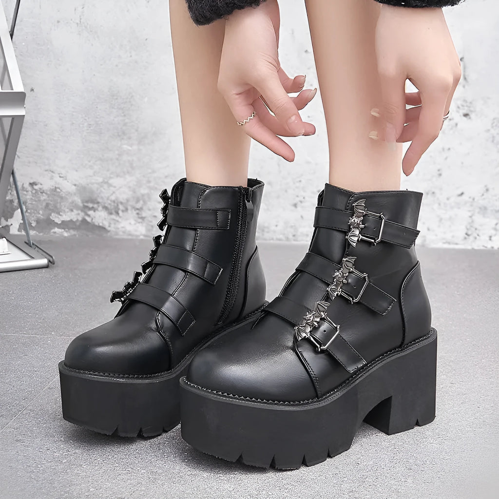 Black women's Harajuku punk Martin ankle boots with bat buckle and chunky heel.