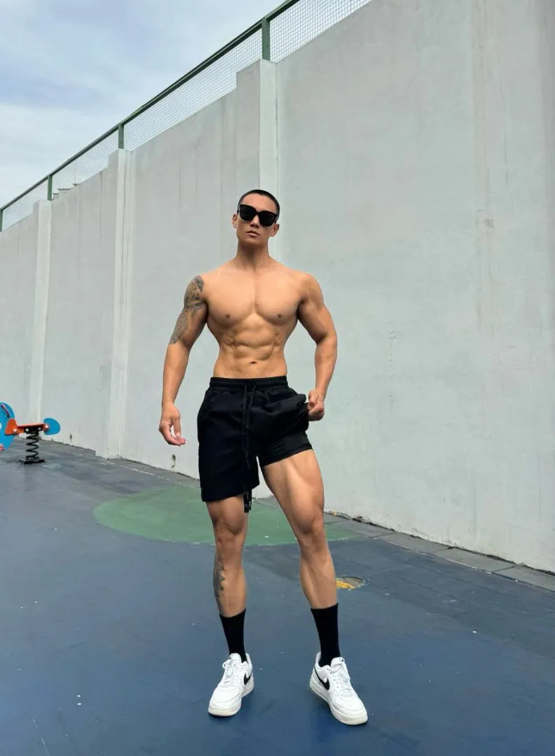 Men's quick-drying ice silk shorts in double-layer design showing available colour options