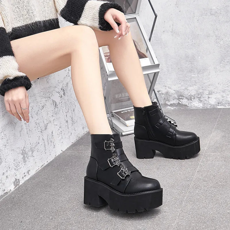 Black women's Harajuku punk Martin ankle boots with bat buckle and chunky heel.