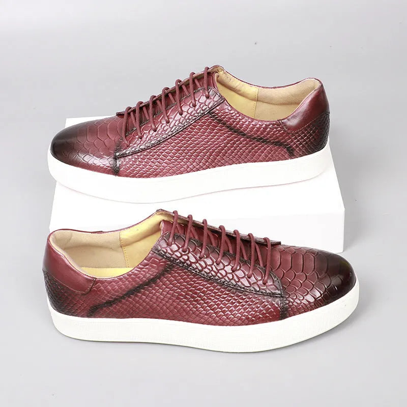 Lace-up embossed flat casual leather shoes for men in caramel colour, first layer cowhide, rubber sole, round toe, low heel