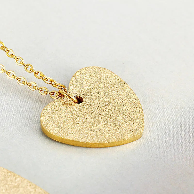 Geometric heart-shaped titanium steel pendant necklace on a chain, colour KN25736-Z