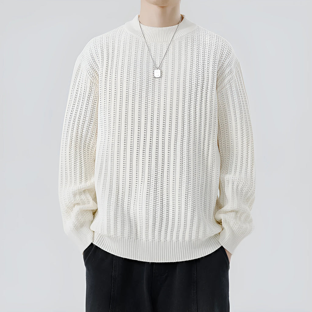 Men's round neck sweater in dark gray with long sleeves and loose fit