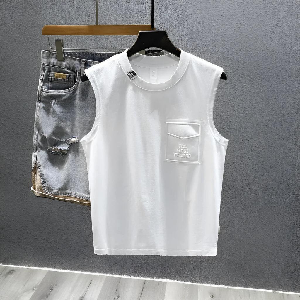 Solid colour loose fitness sleeveless cotton t-shirt in white or black with straight hem design