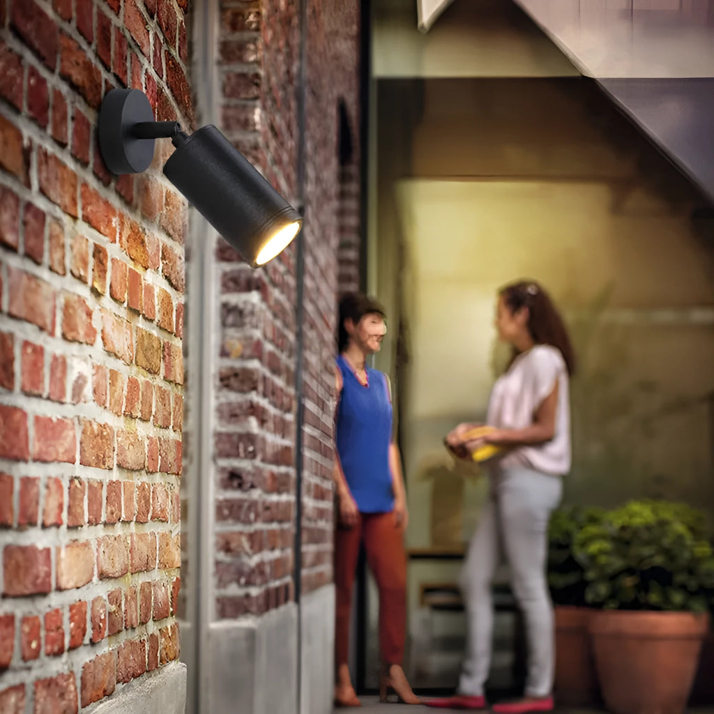 Outdoor aluminium ground lamp with IP65 rating for garden and pathway lighting