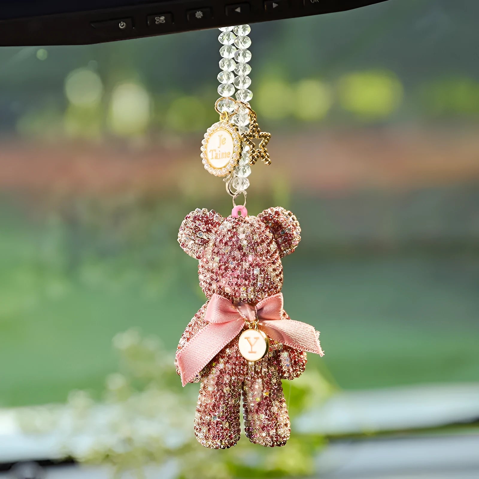 Diamond-embedded Violent Bear car rearview mirror pendant in crystal rhinestone.