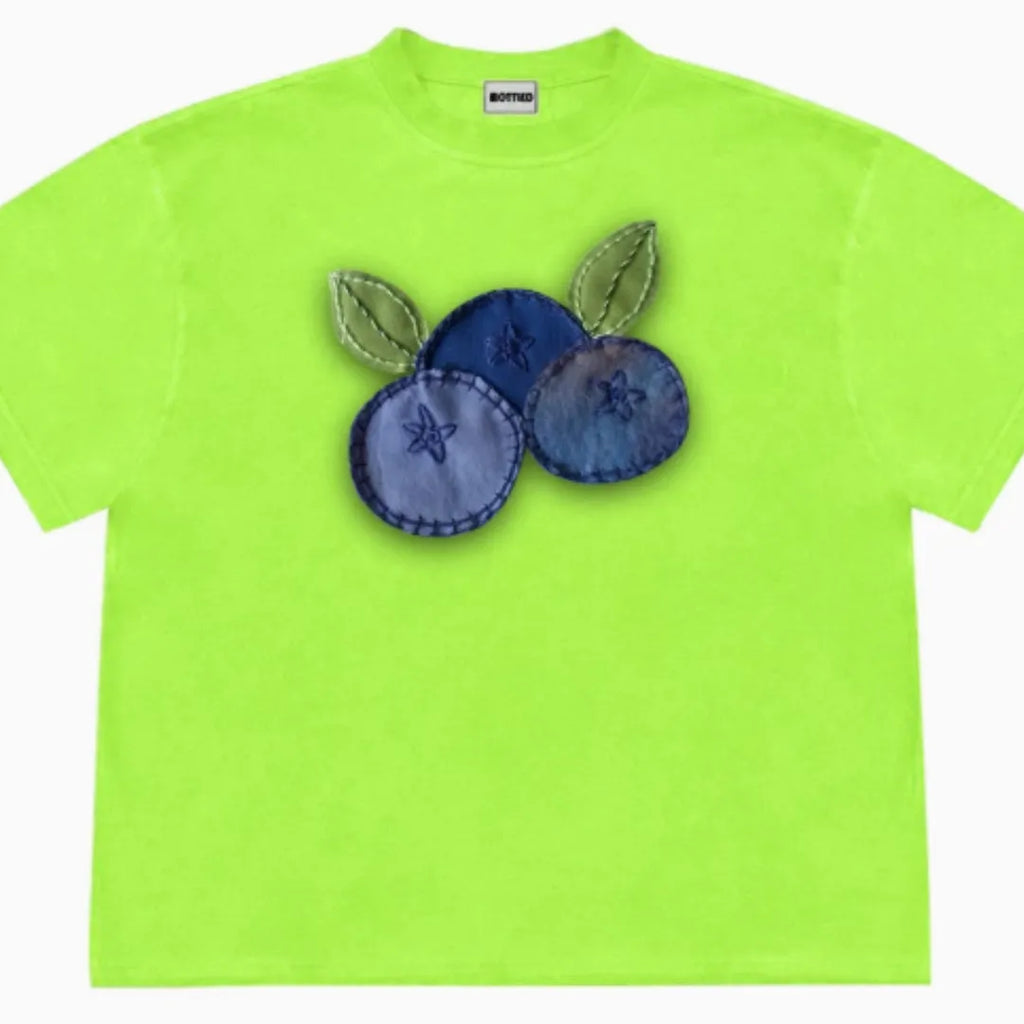 Women's blueberry patchwork design short-sleeved t-shirt in loose fit on ice oxygen cotton fabric.