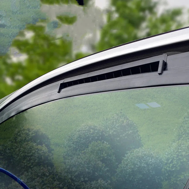 USB car ventilation fan in black or white colours with ABS plastic construction