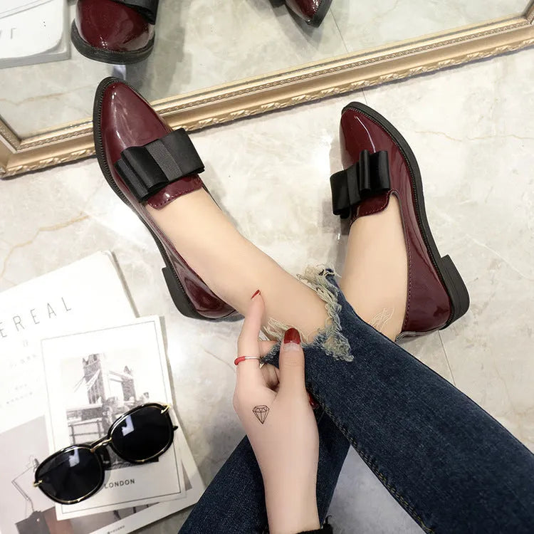 Women's patent leather bowtie ballet flats in black pointed toe low heel size EU 35-40