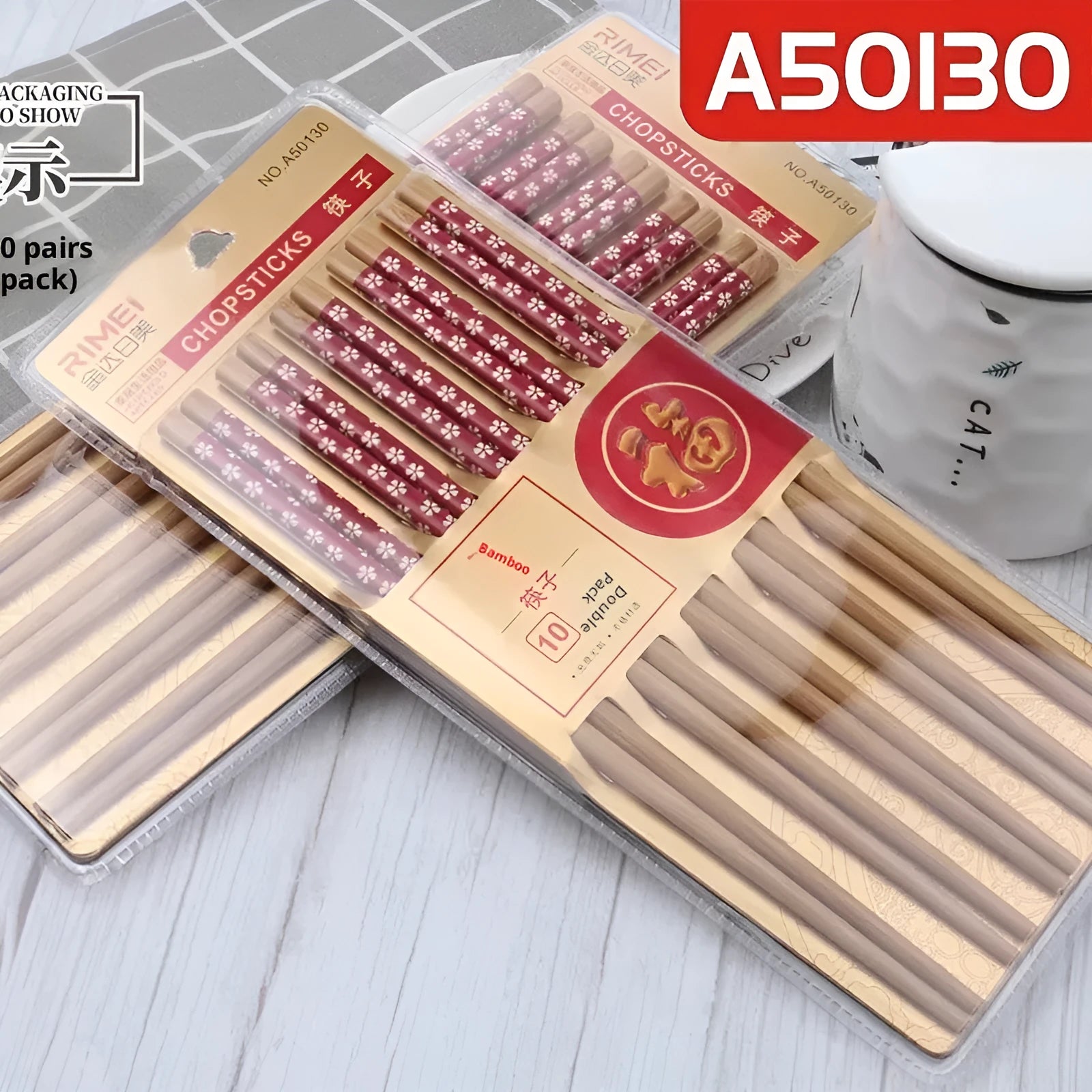 Ten pairs of bamboo chopsticks with solid colour and simple design for kitchen dining