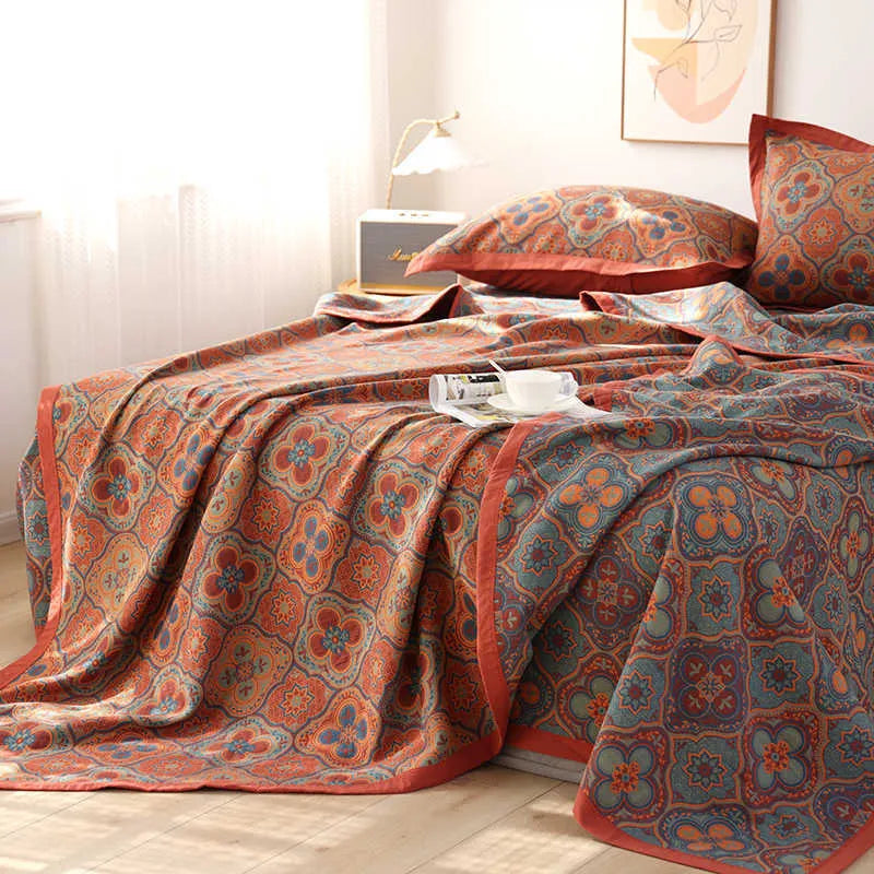 Cotton gauze blanket and pillowcase set with floral pattern in three size options