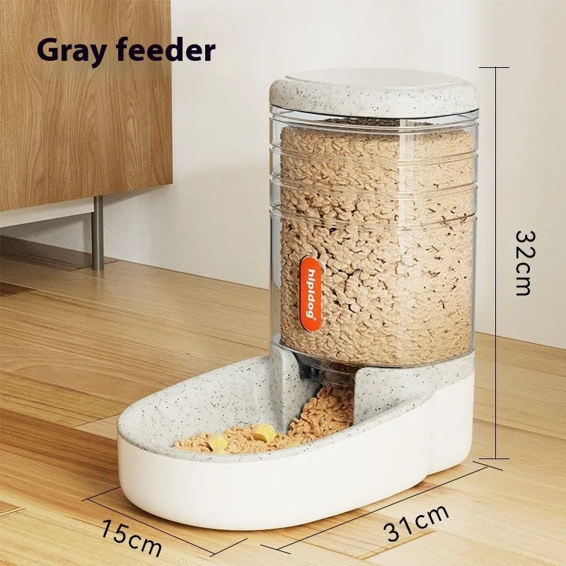 Automatic 3.8 litre pet water fountain for cats and dogs in blue, green, grey, or pink colour.