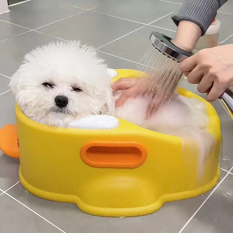 Blue PVC duck-shaped bathtub for washing dogs and cats without electricity