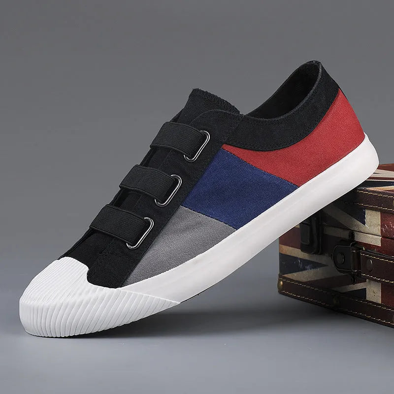 Men's low-top canvas sneakers with elastic band closure in a beige colour variant.
