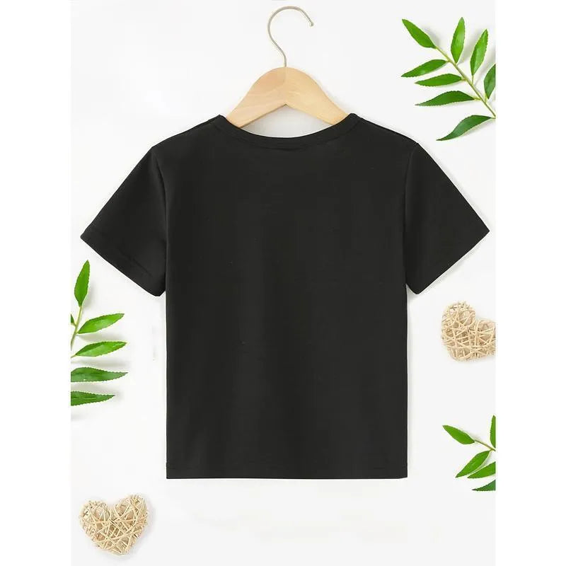 Black pure cotton short sleeve t-shirt for boys with European and American print style on white background