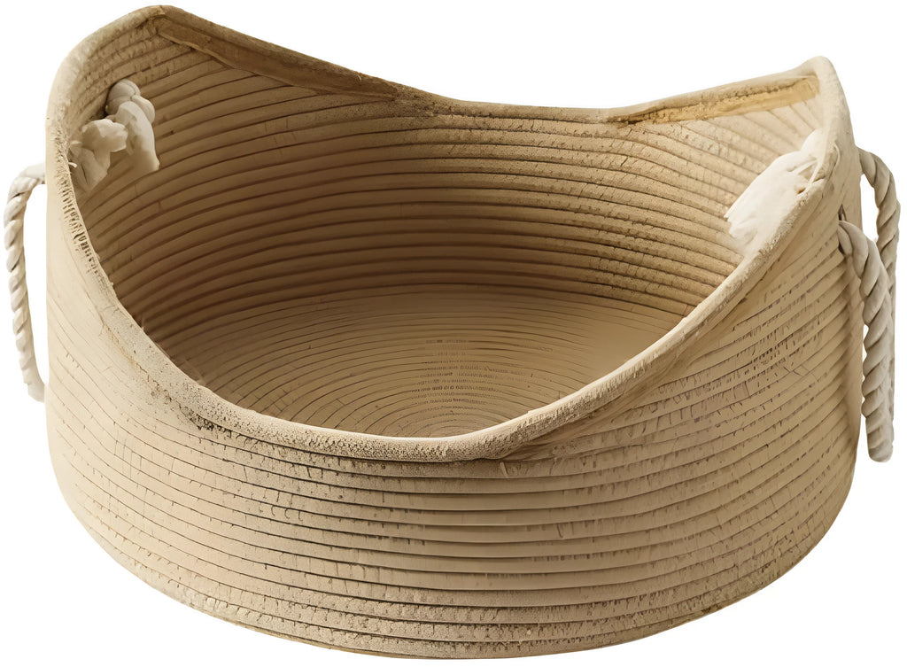 Wicker cat bed basket with corrugated scratching board in two size options for cats