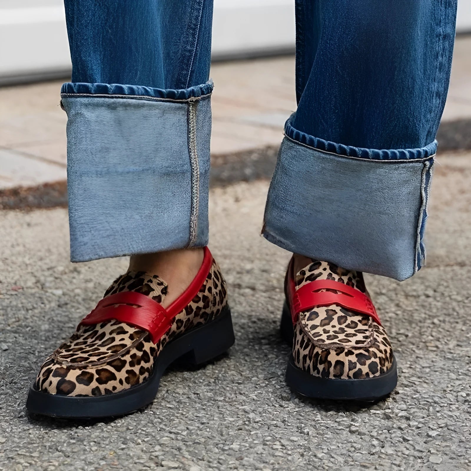 Women's low heel leopard print shoes in red colour, square heel, round toe, artificial PU upper