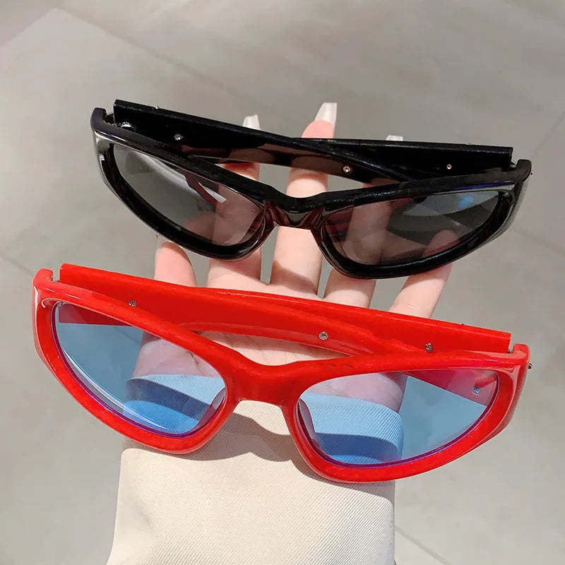 Windproof polycarbonate sunglasses with category 3 UV lenses in six colour options