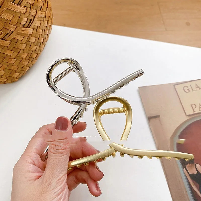 Large alloy hairpin with metal back in premium gray colour, 13.5cm
